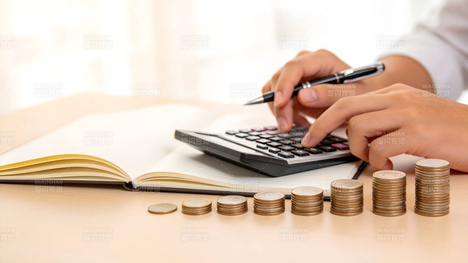 理财计算与存钱图片