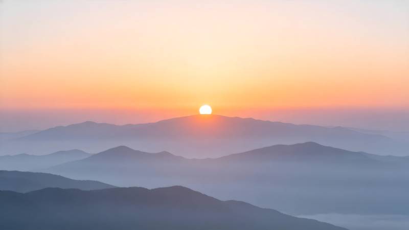 山间日出美景图片