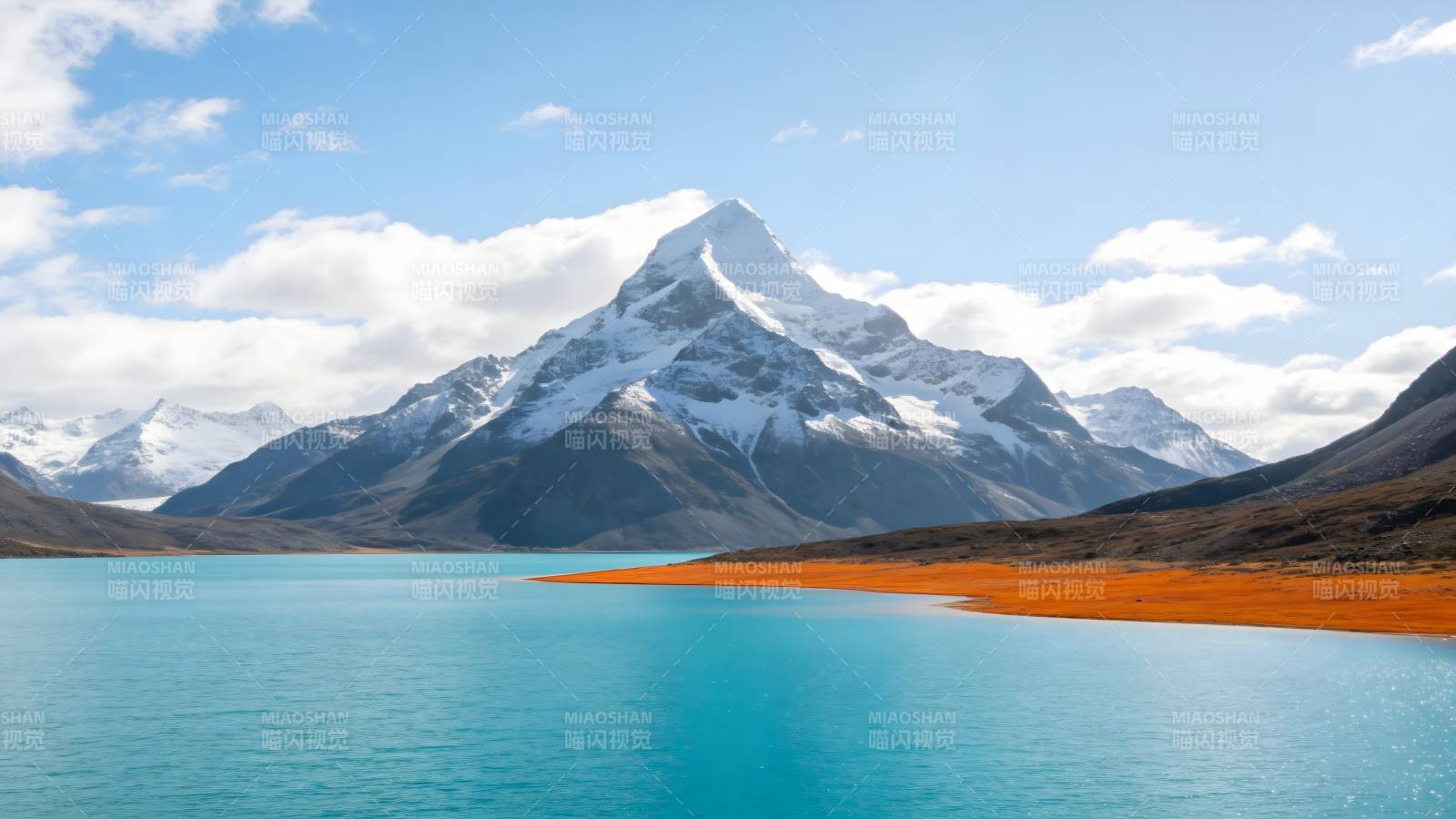 雪山映湖 秋色如画图片