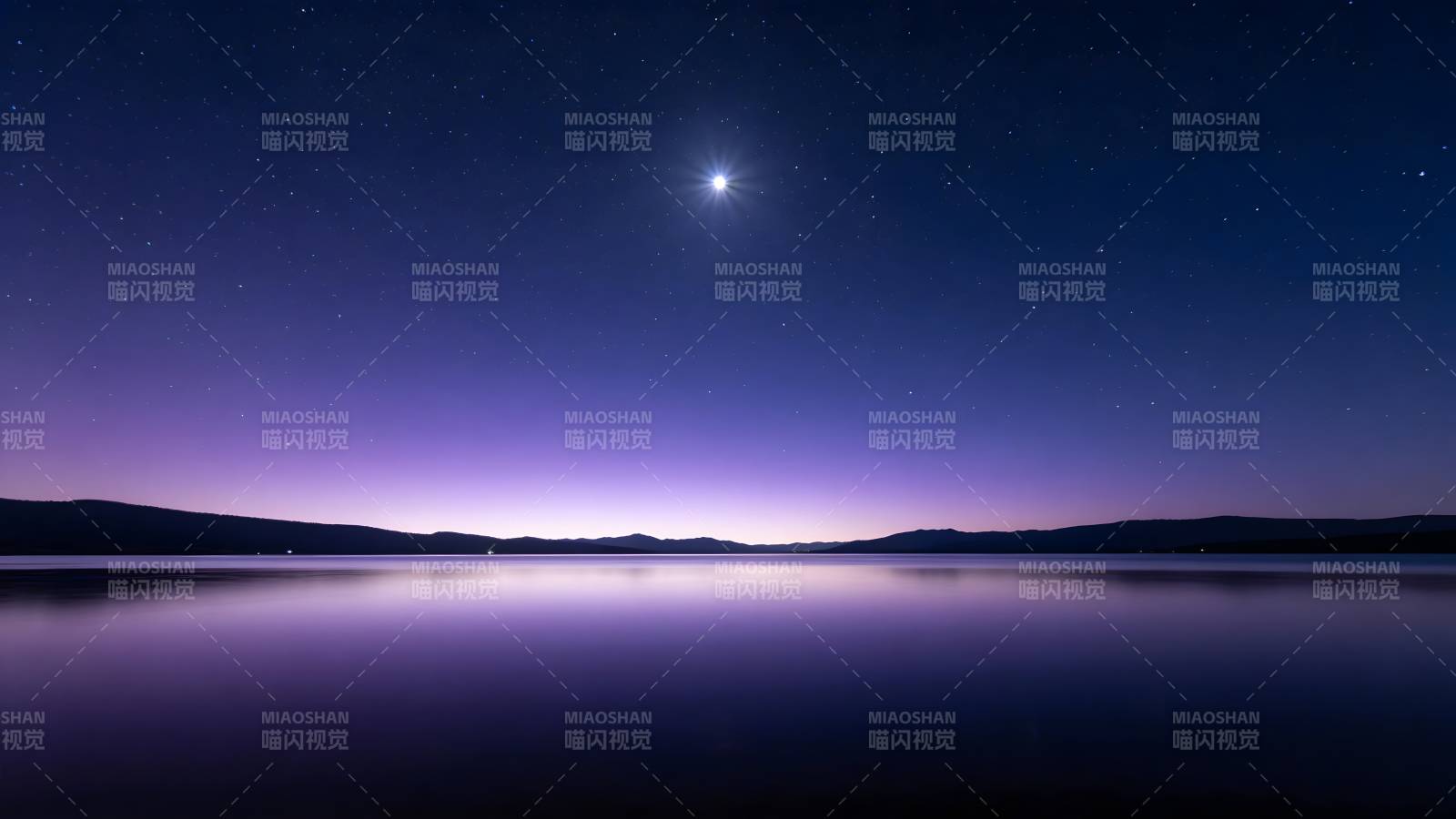 星夜湖光图片