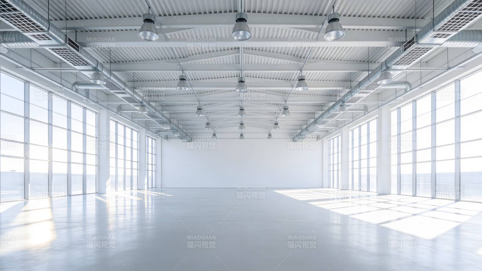 明亮空旷的工业展厅图片