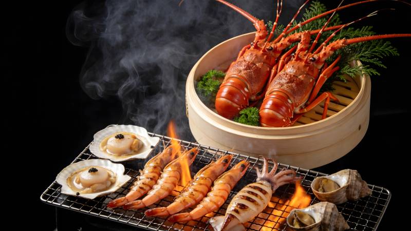 海鲜盛宴 热气腾腾图片