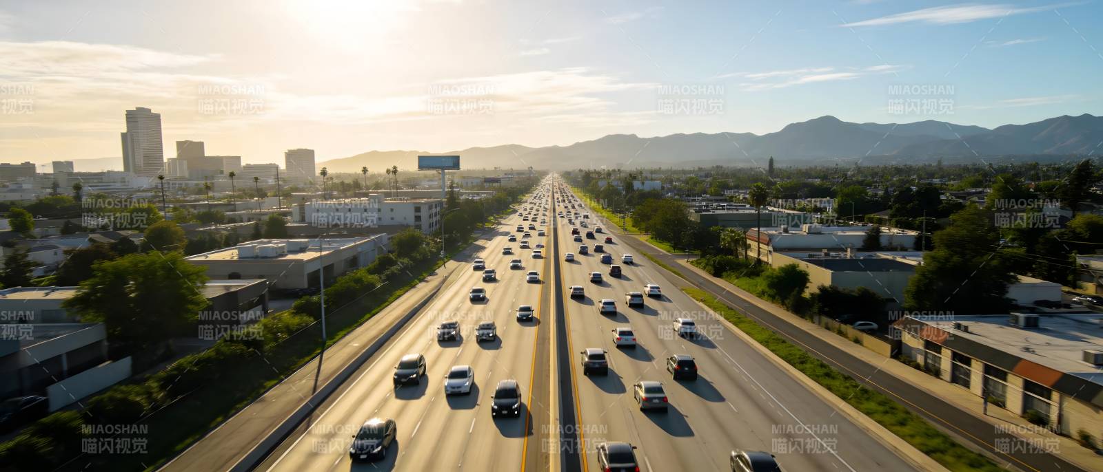 城市高速路晨景图片