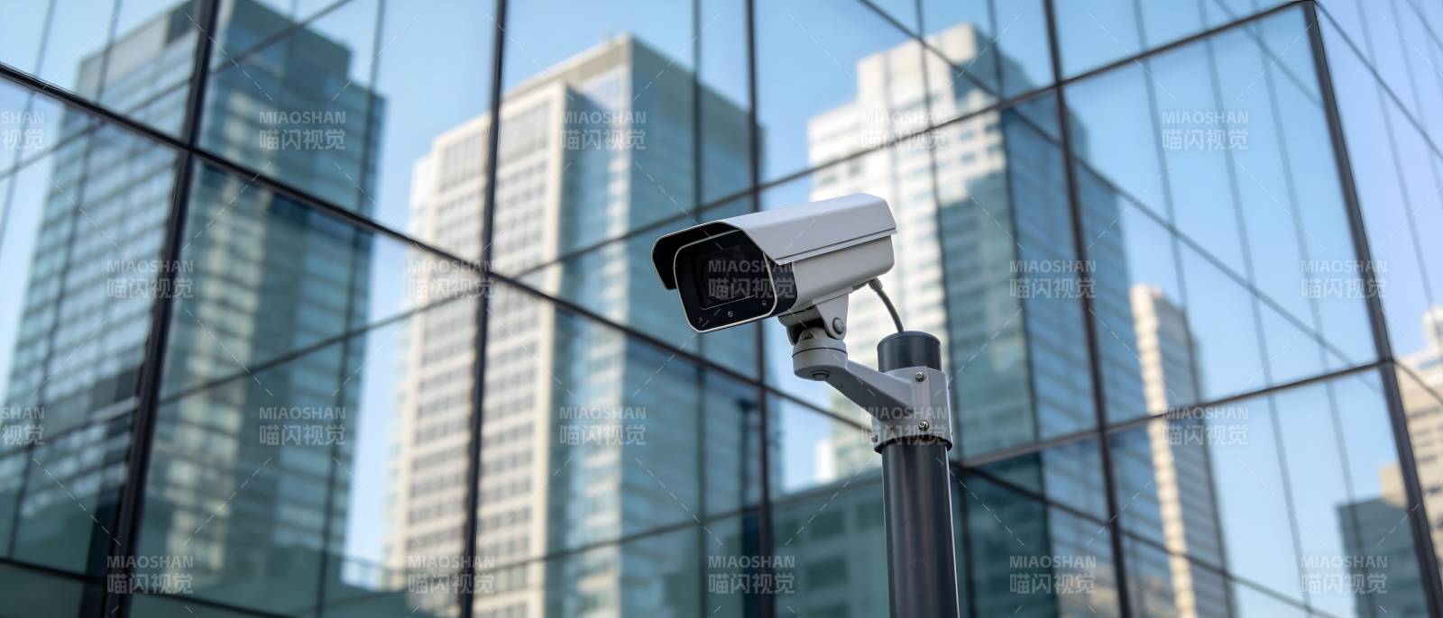 城市监控摄像头图片