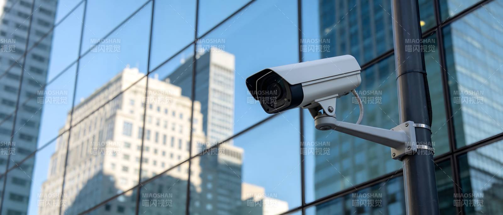 城市监控摄像头图片