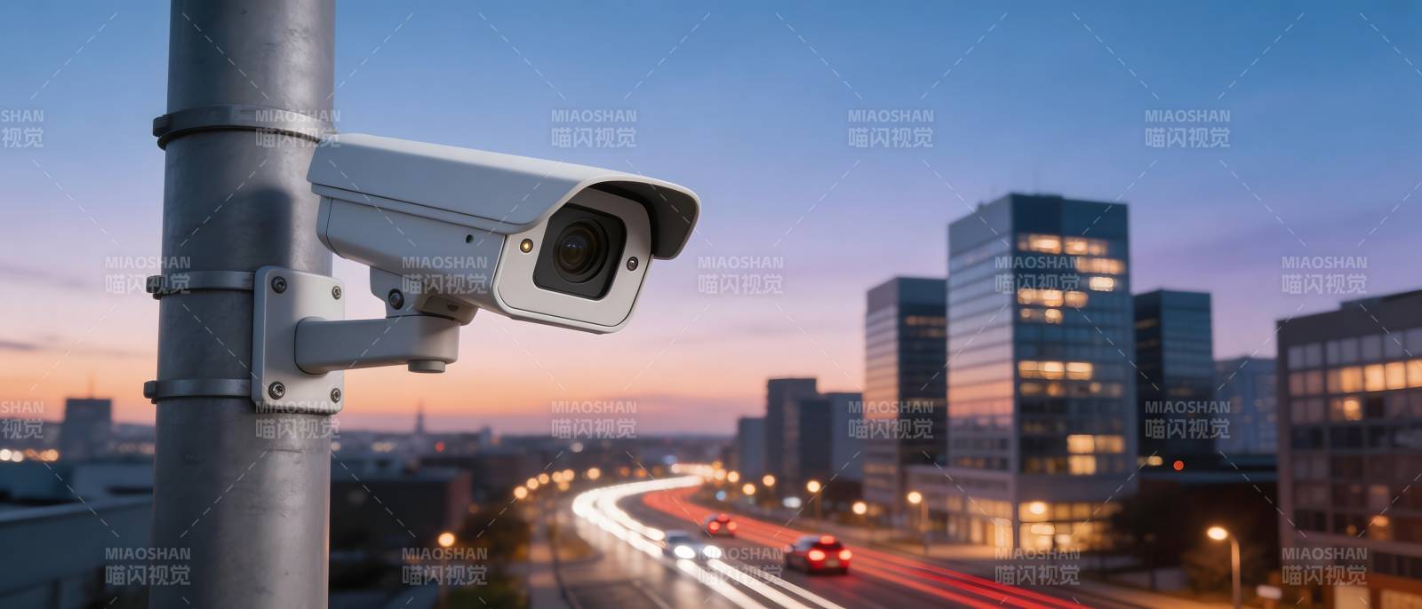 城市监控夜景图片