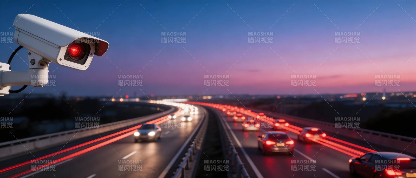 高速监控夜景图片