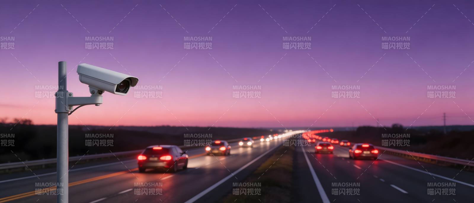 高速公路监控夜景图片
