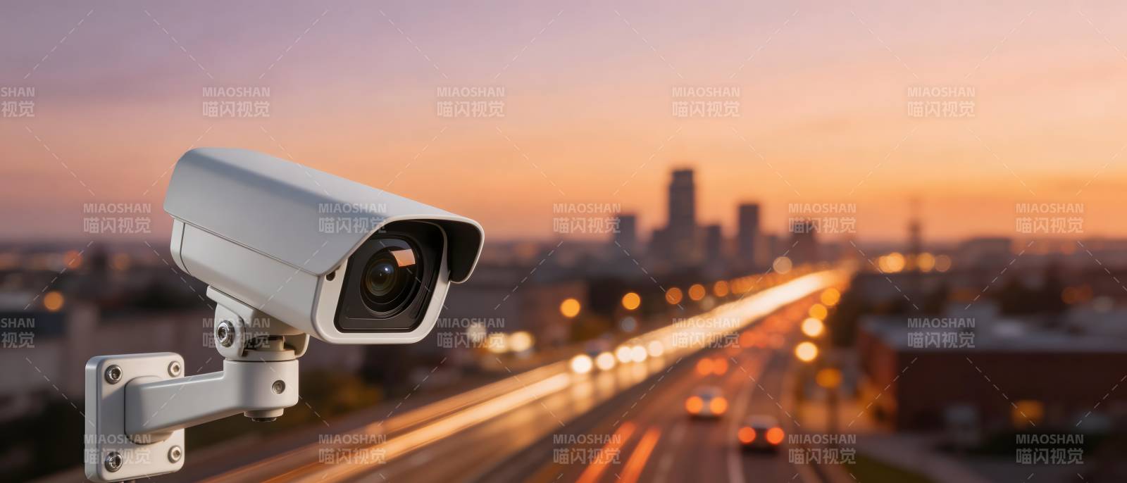 城市夜景监控图片