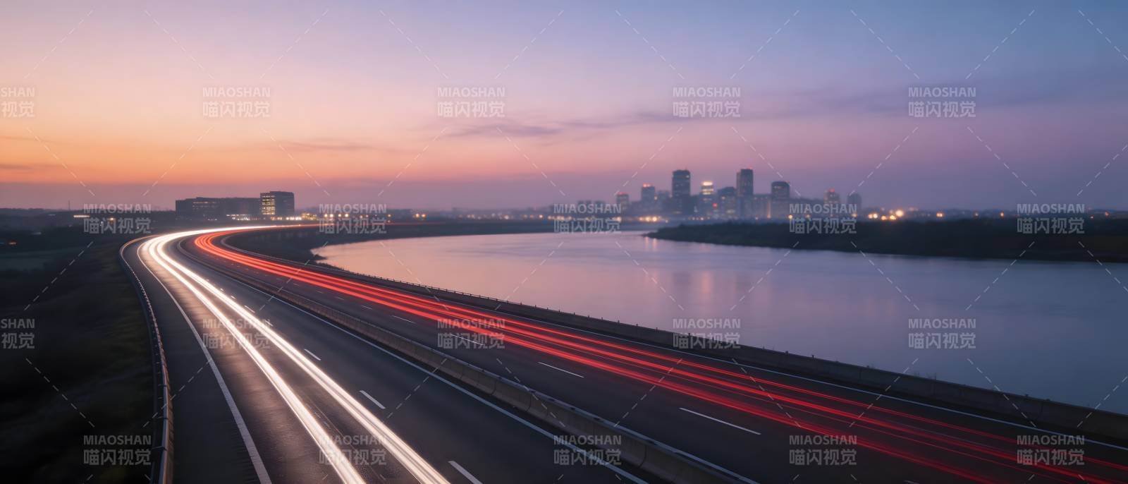 城市夜景公路光影图片