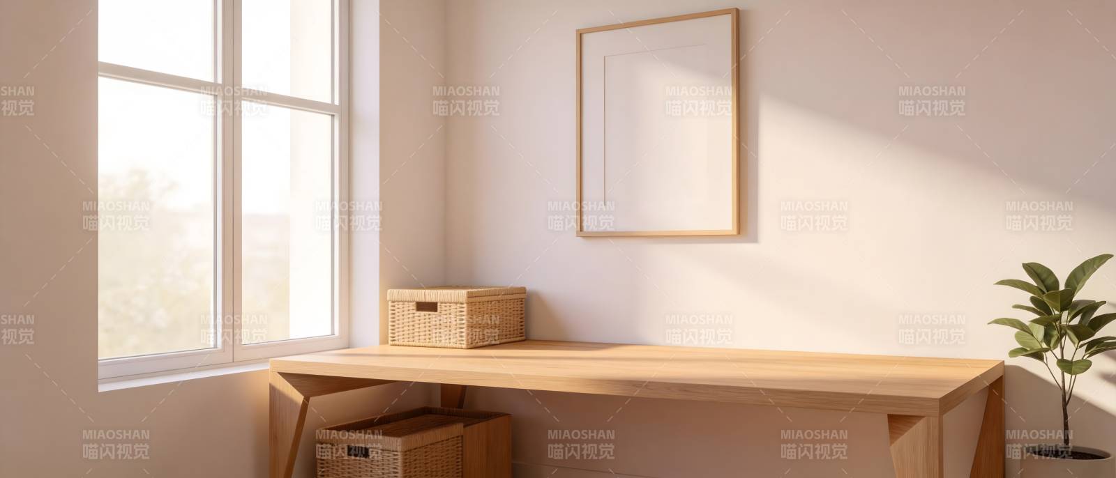 简约木质书桌一角图片