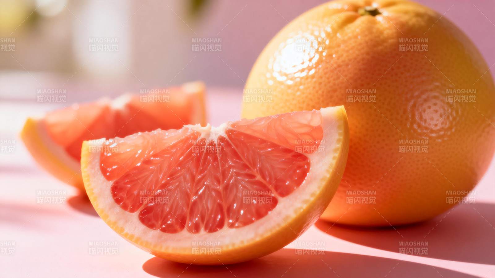 葡萄柚切片特写图片