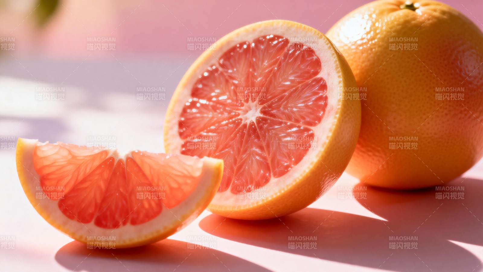 新鲜葡萄柚切片图片