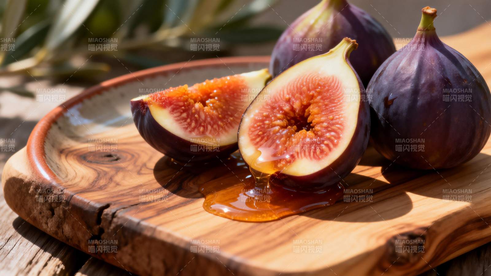 鲜切无花果滴蜜图片