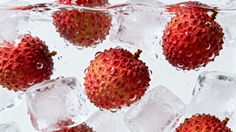 冰镇荔枝特写图片