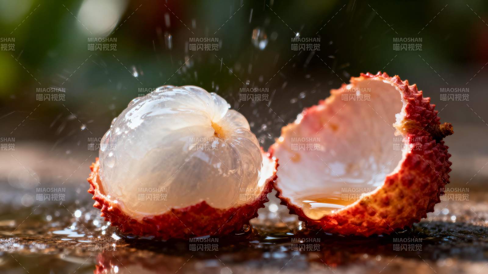 荔枝破壳 晶莹剔透图片