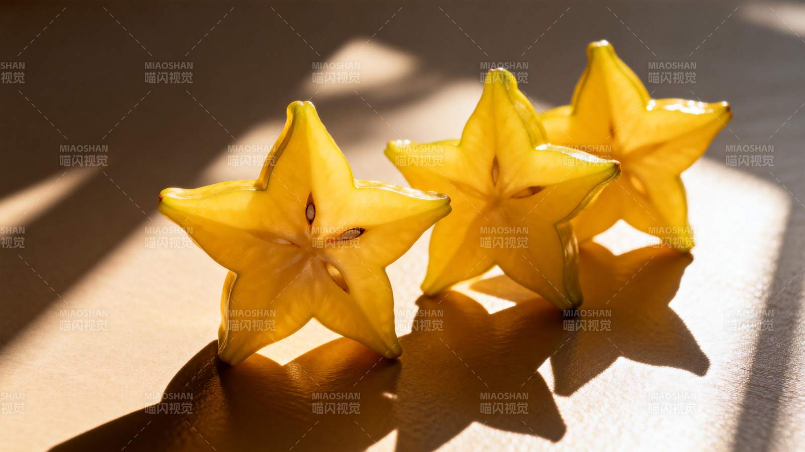 星形果切片光影图片