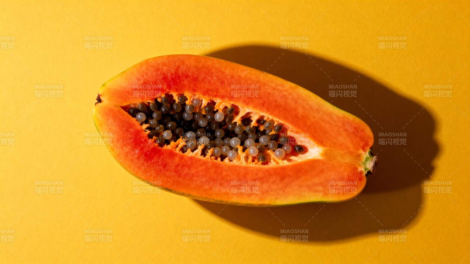 木瓜切面特写图片