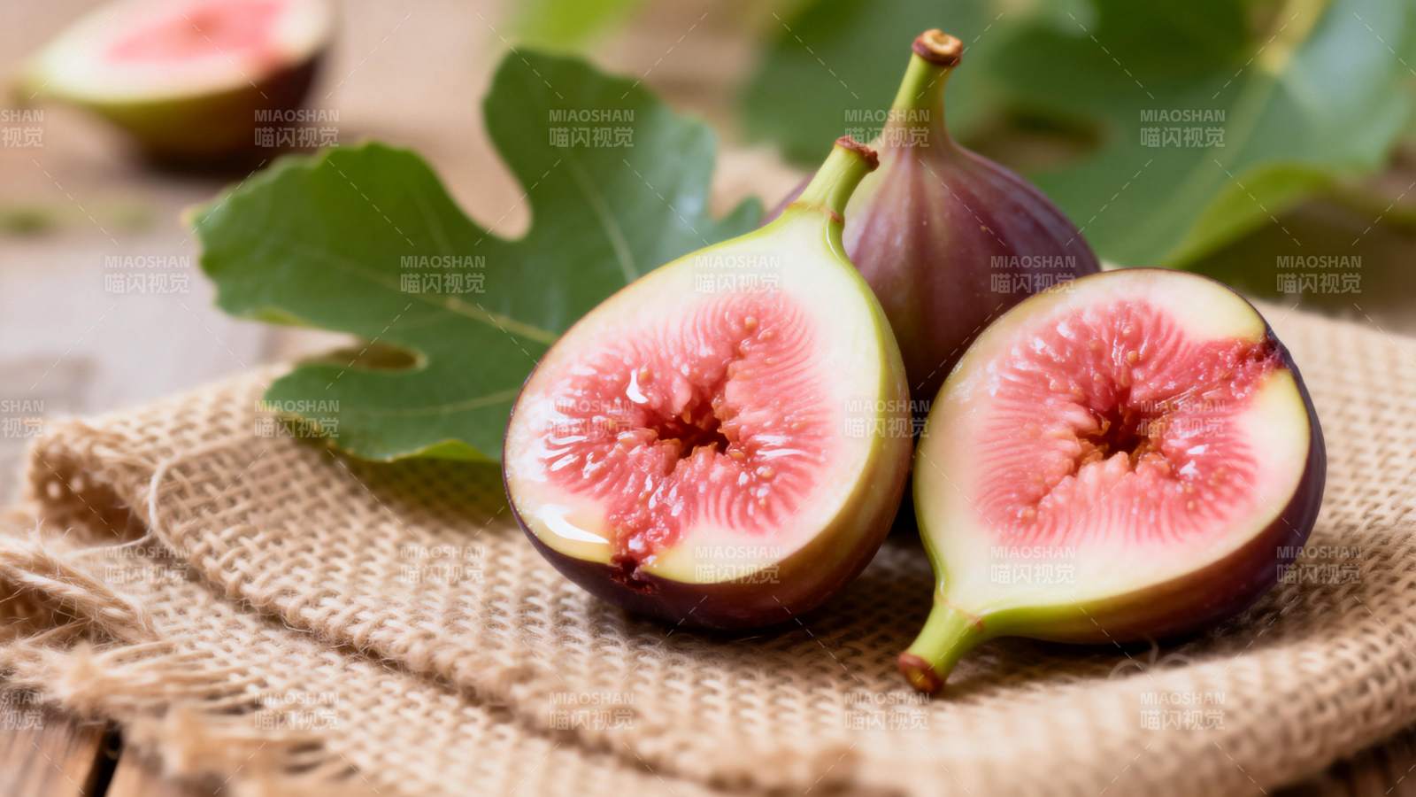 新鲜切开的无花果图片