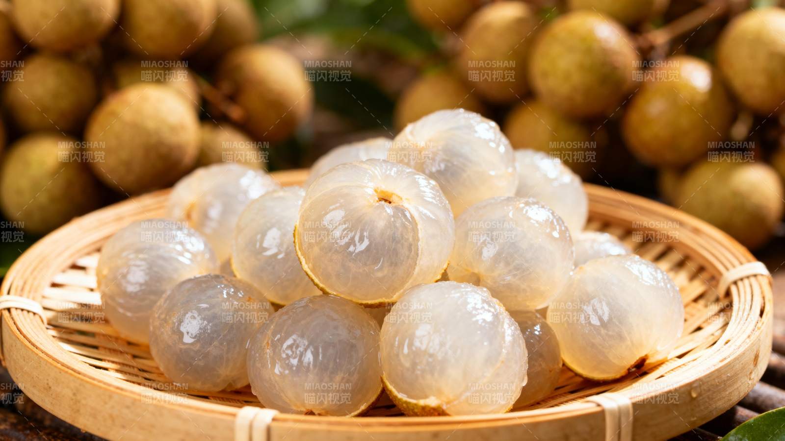 新鲜龙眼果肉图片