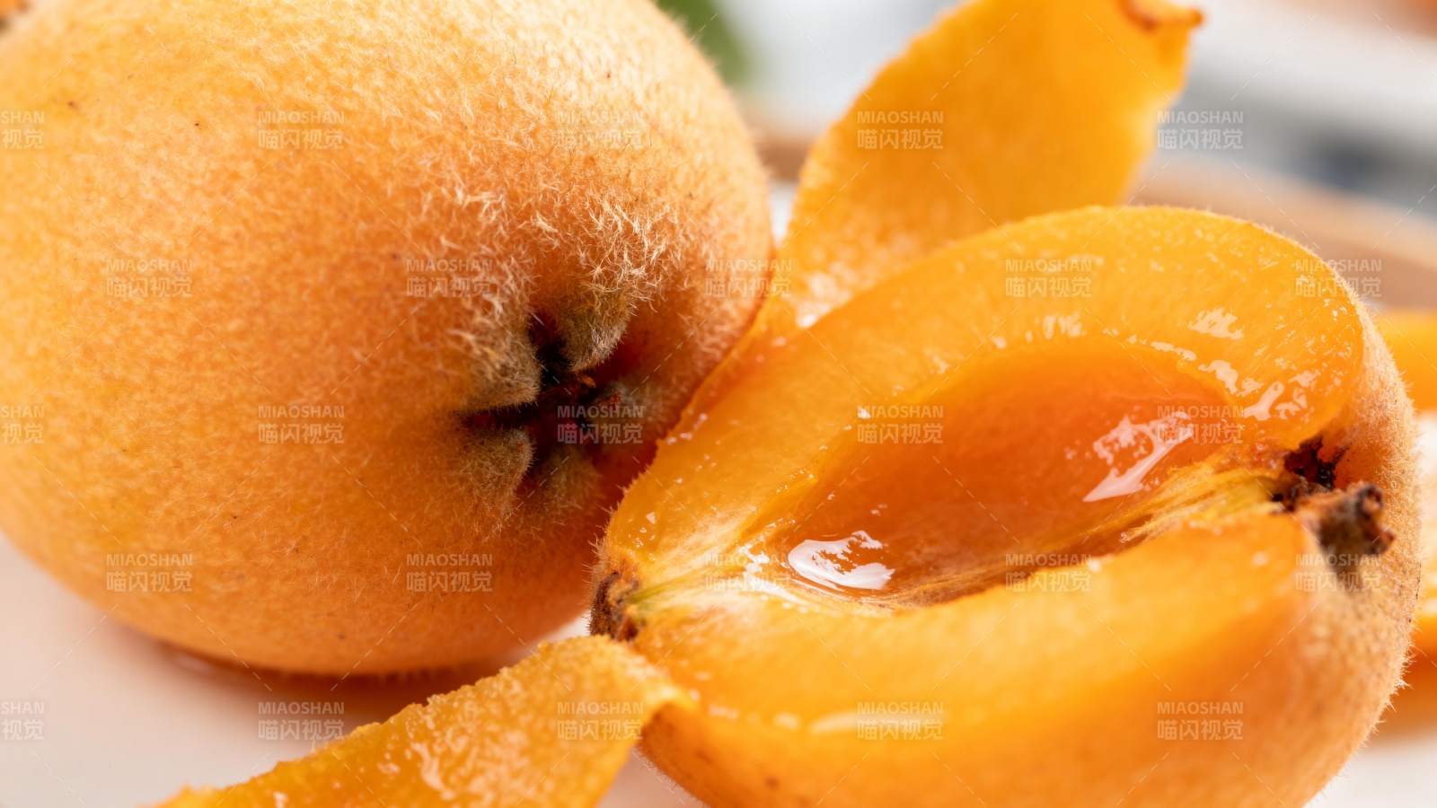 枇杷果特写图片