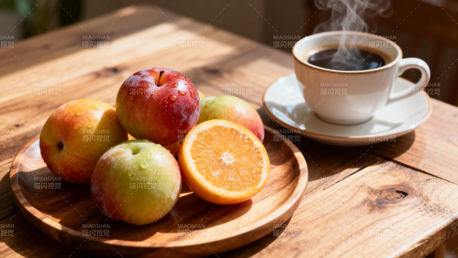 水果与热咖啡图片