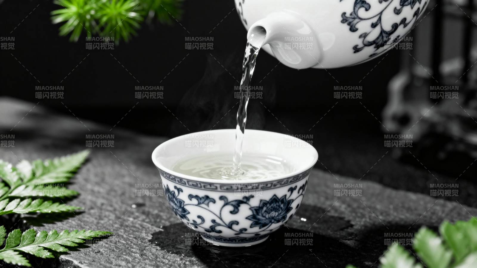 茶香四溢 静享片刻图片