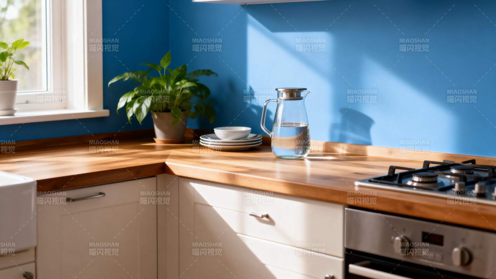 蓝墙木柜厨房一角图片