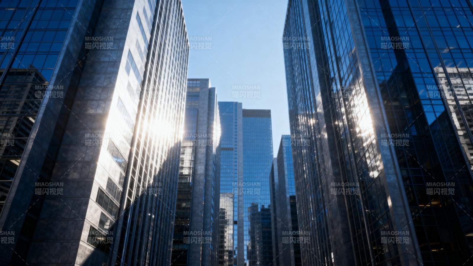 城市高楼林立图片