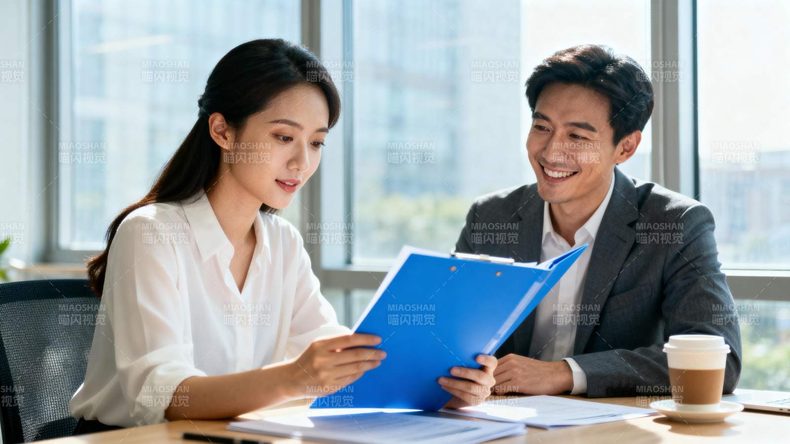 职场协作共进图片