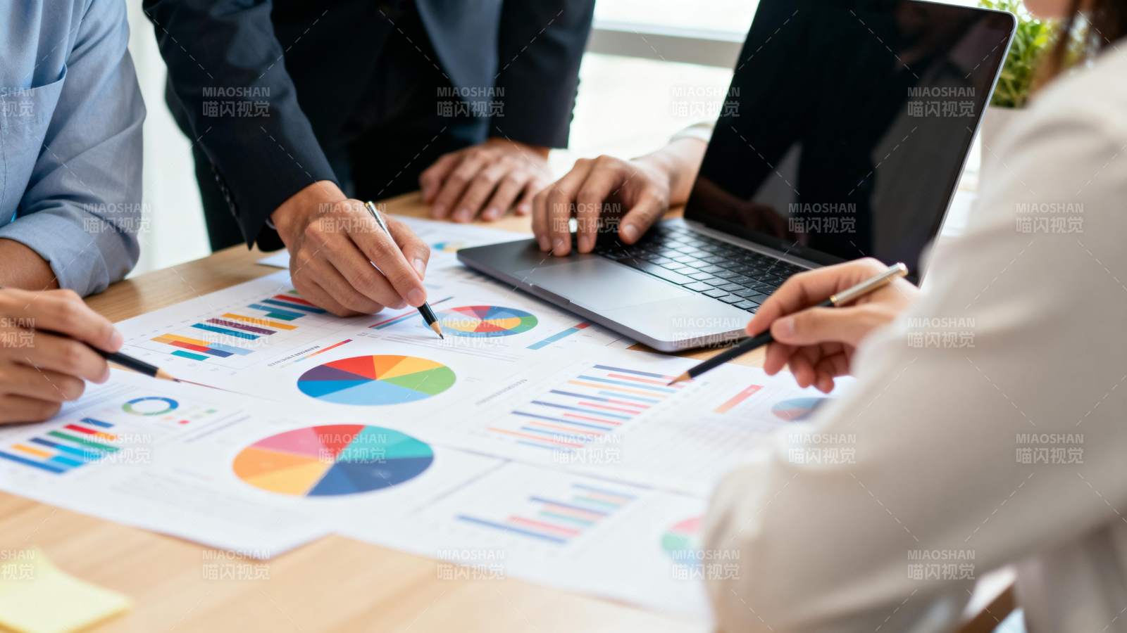 团队分析数据图表图片