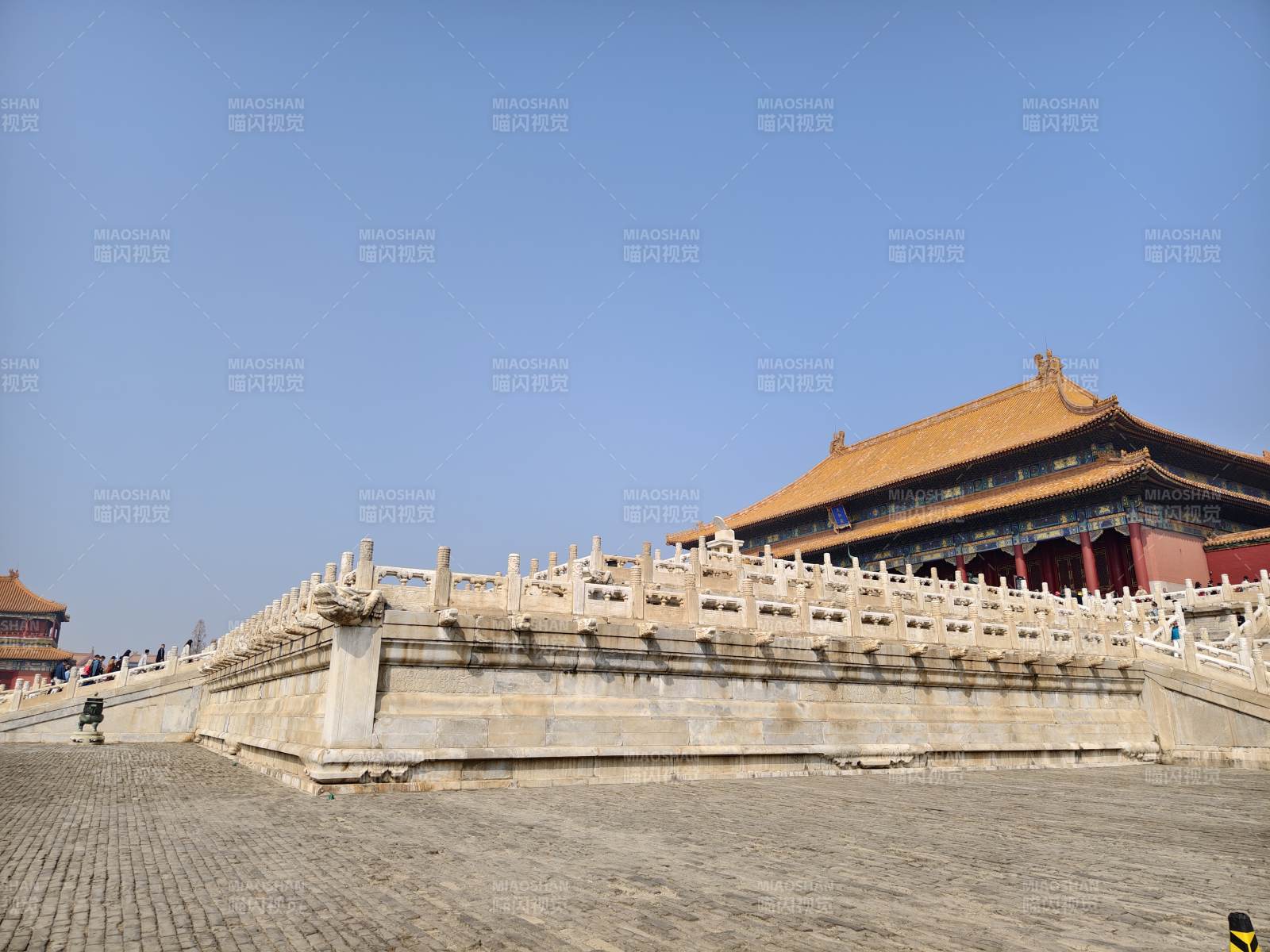 故宫金顶殿宇图片