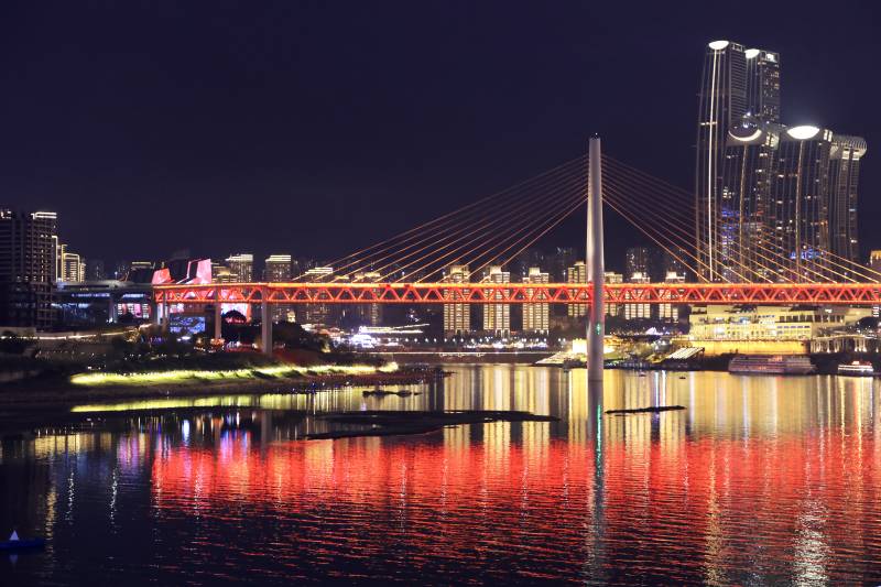 夜景大桥倒影图片