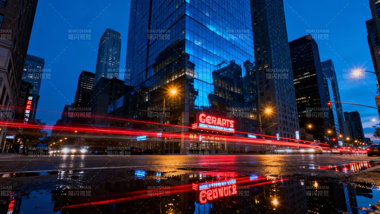 都市夜景霓虹闪烁图片