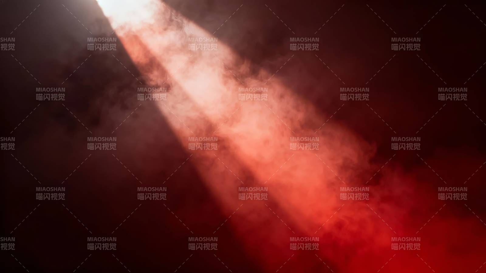 红光穿透黑暗图片