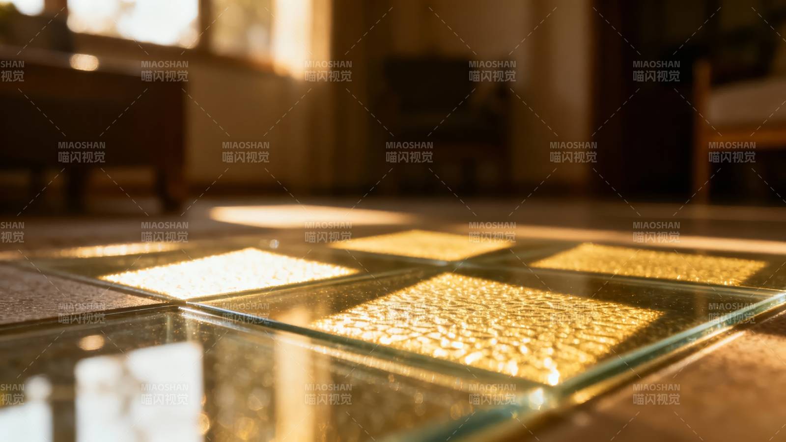 光影斑驳的地板图片