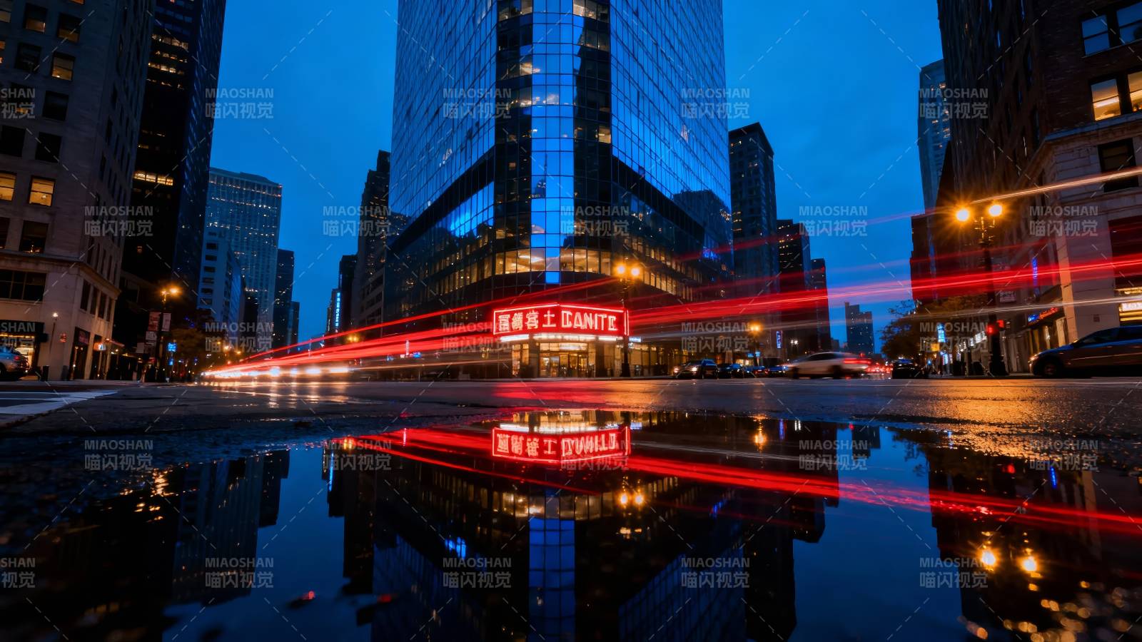 城市夜景倒影图片