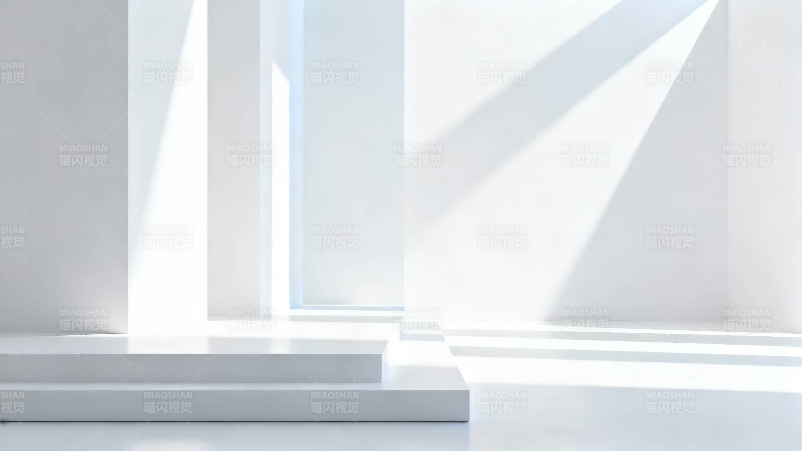 光影交错的白色空间图片