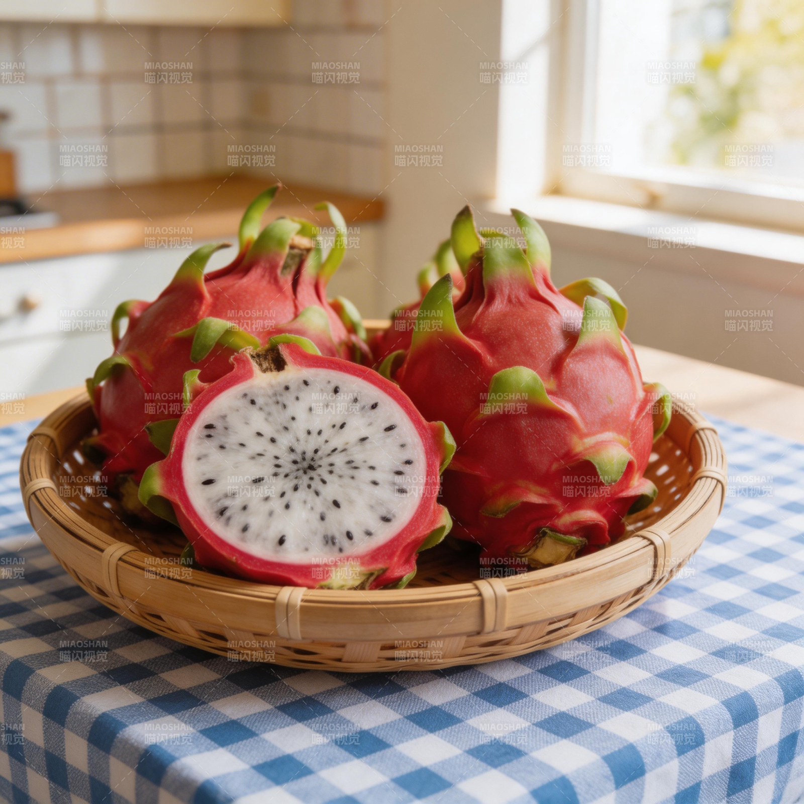 火龙果静物图图片