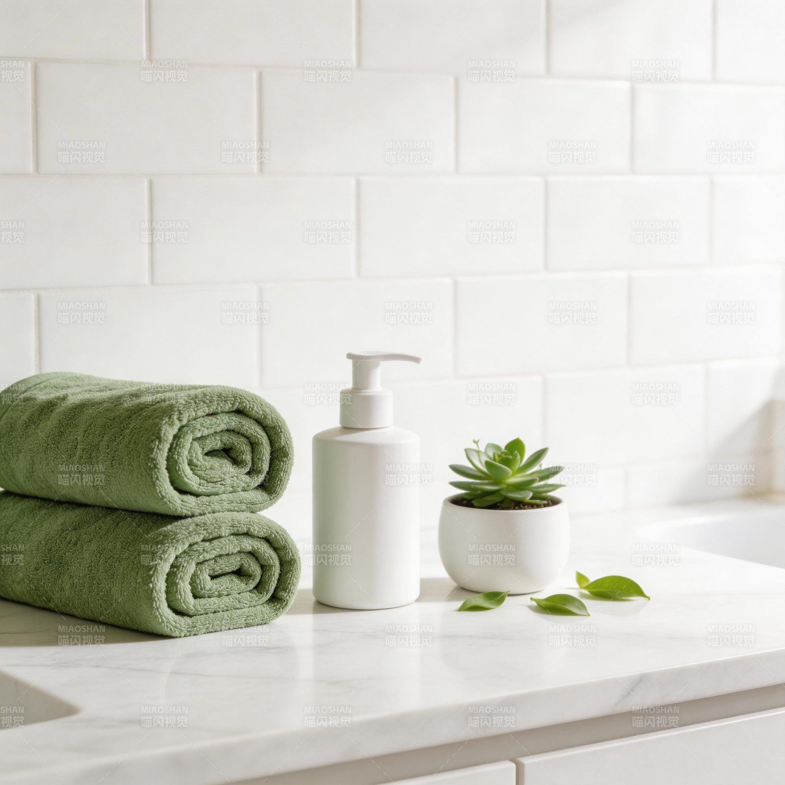 清新浴室绿意盎然图片
