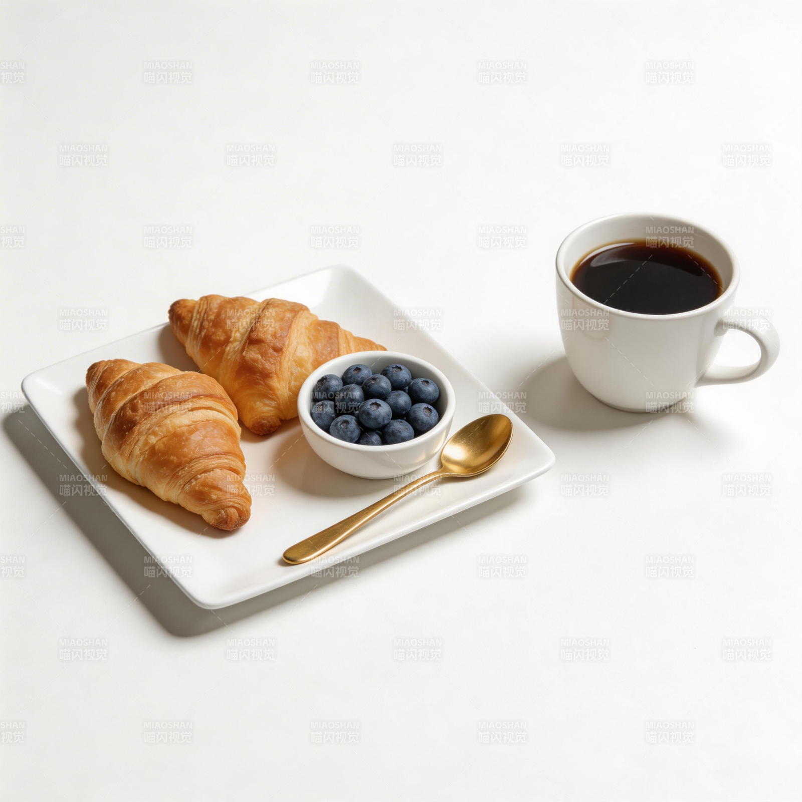 早餐 羊角面包与咖啡图片