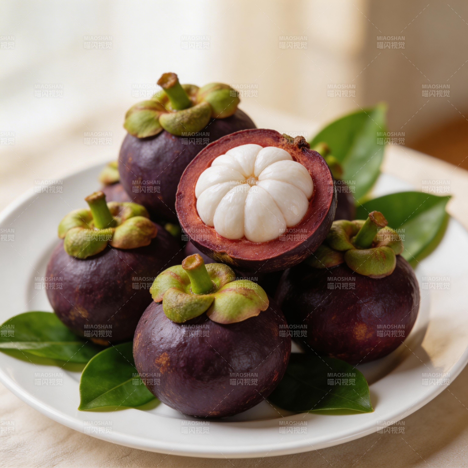 新鲜山竹果盘图片