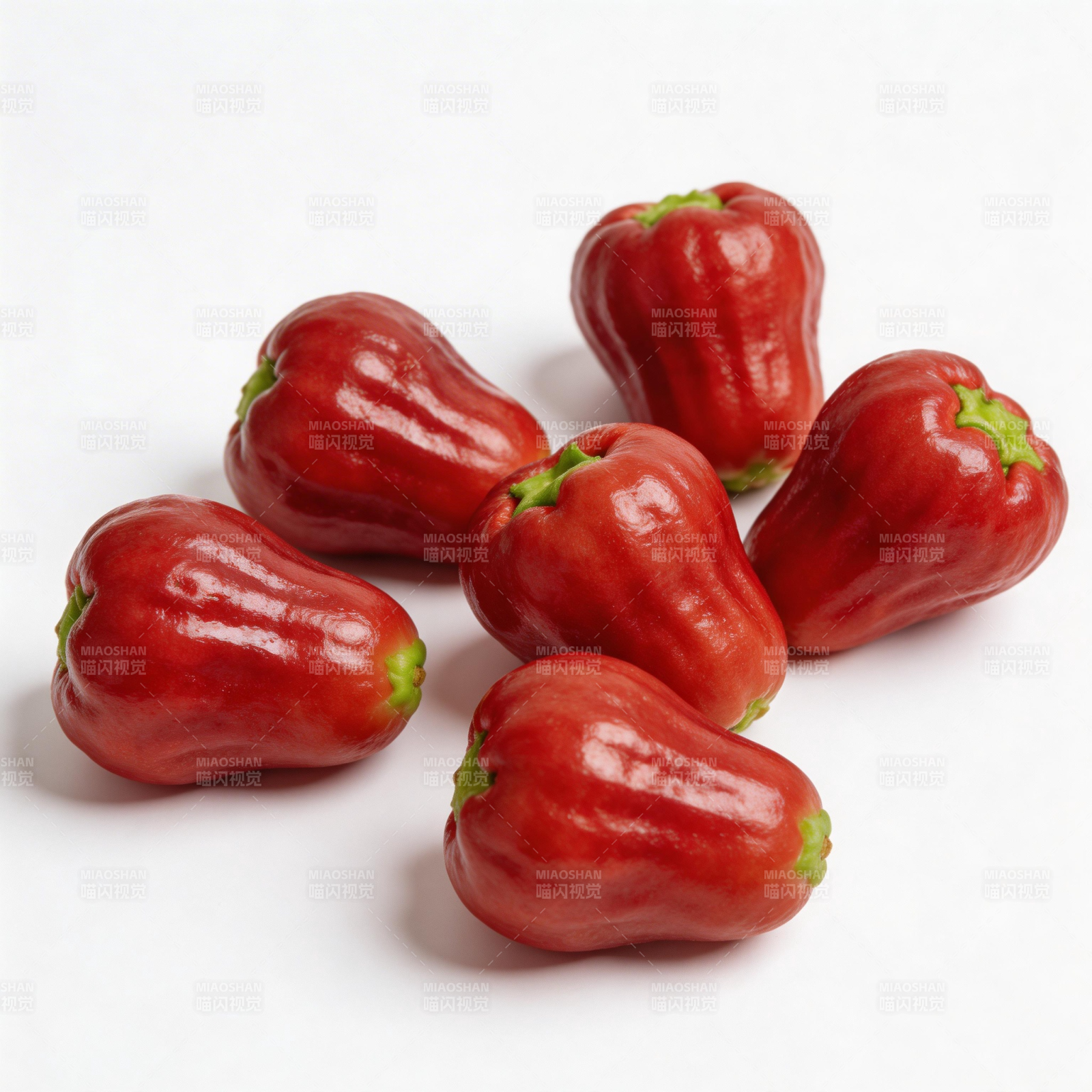 红艳艳的辣椒图片