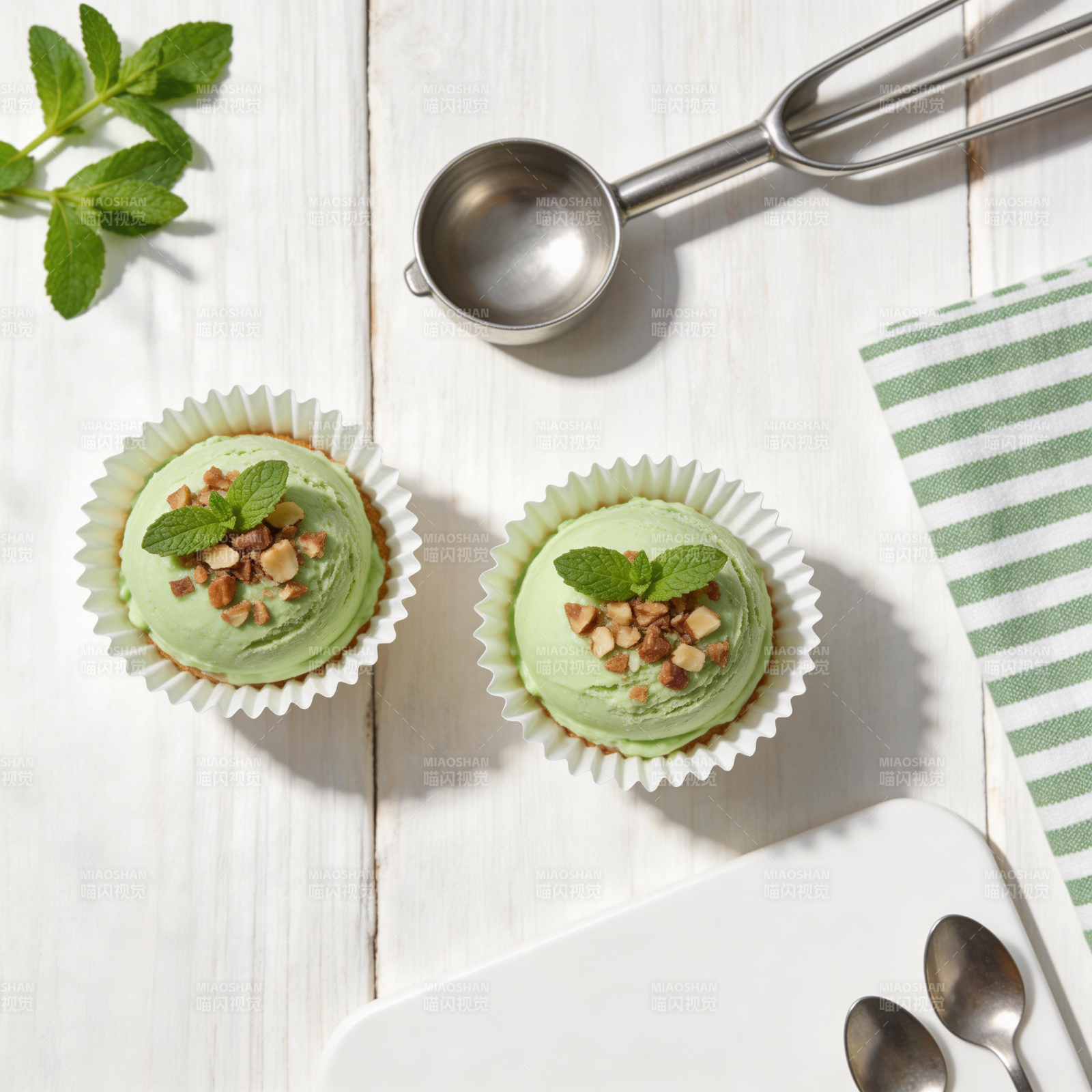 抹茶纸杯蛋糕图片