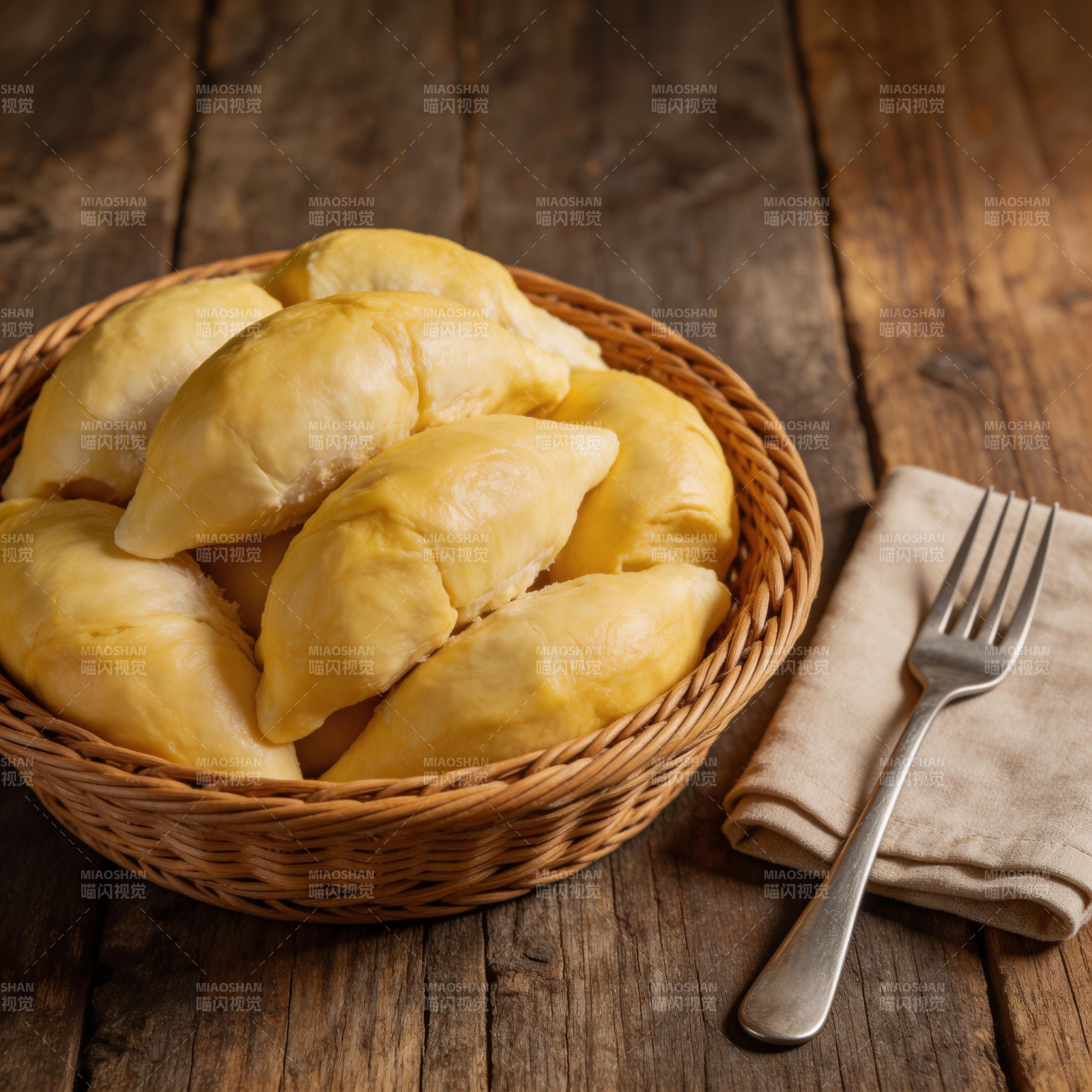金黄酥皮饺子图片