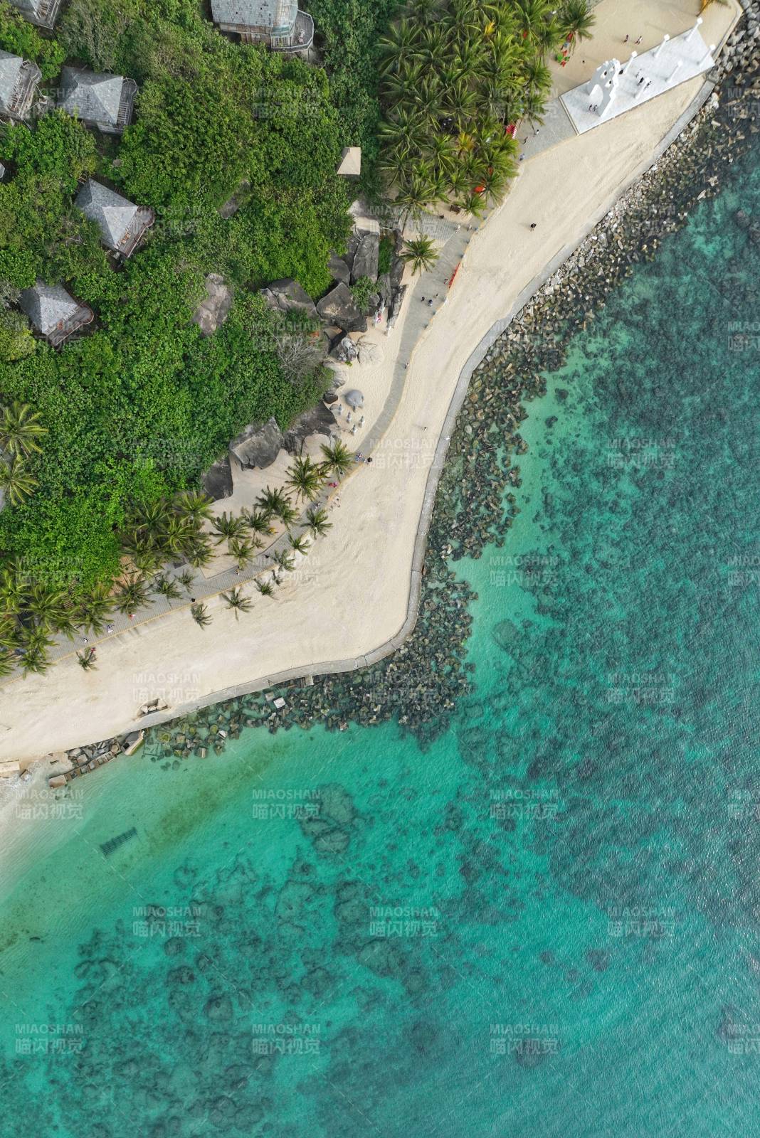 热带海滩航拍图图片