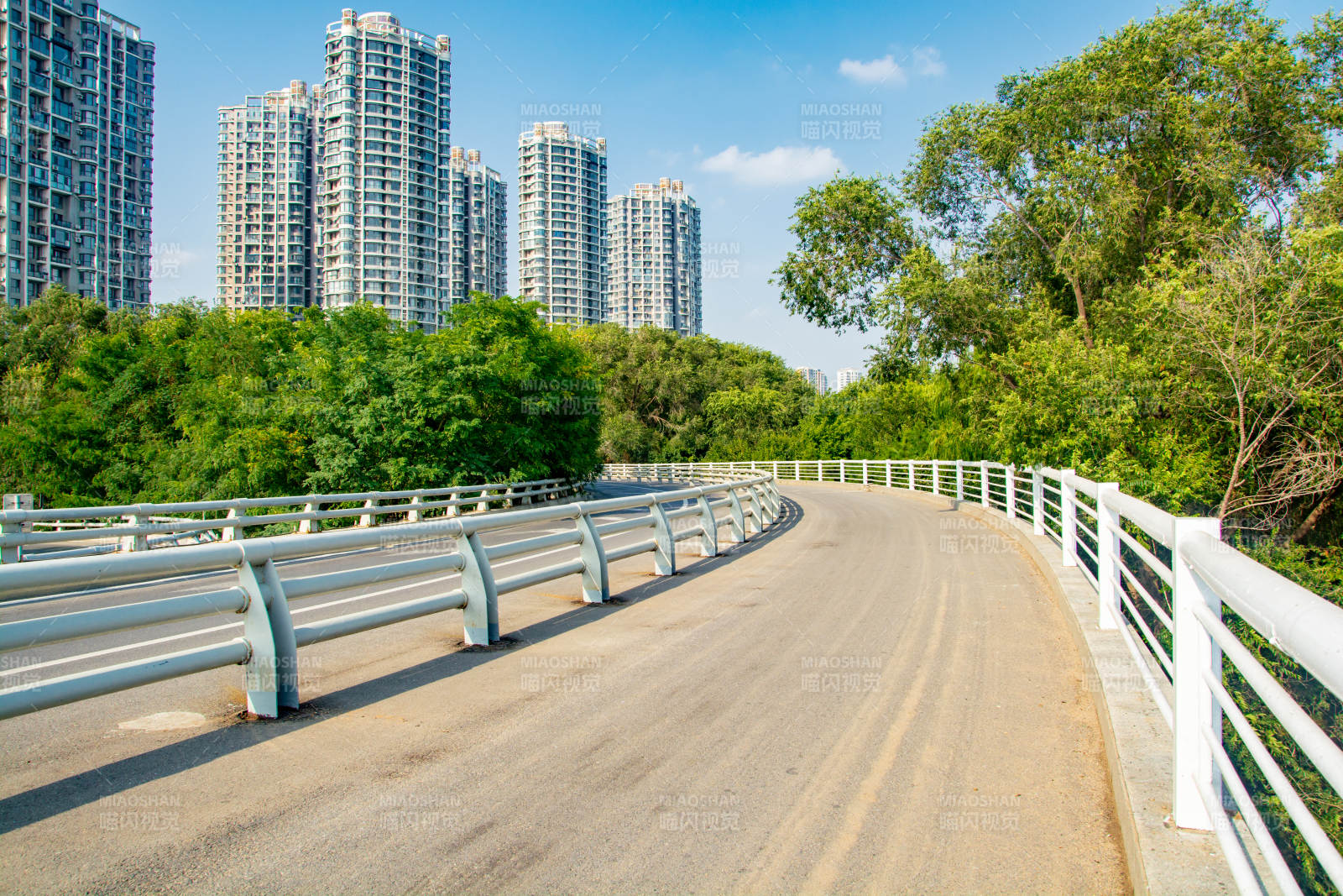 城市绿道风光图片