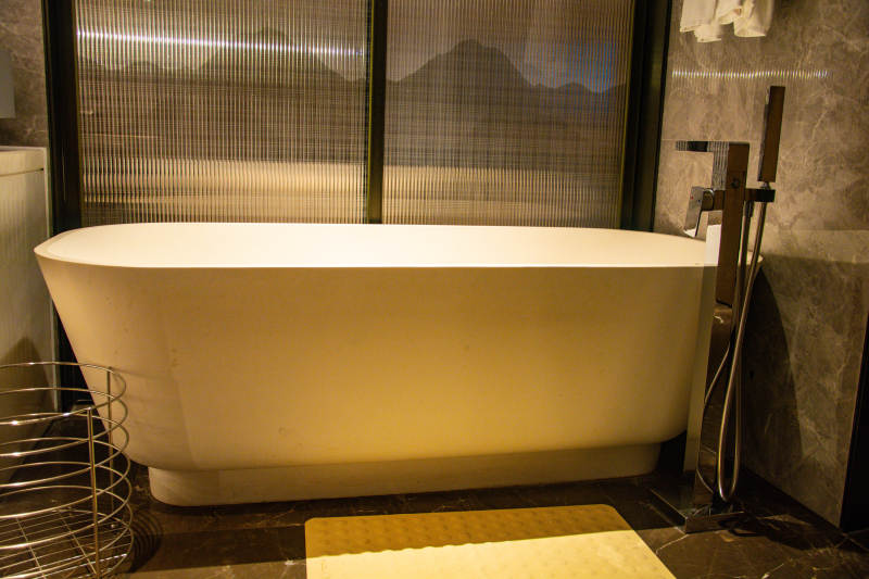 现代简约浴缸设计图片