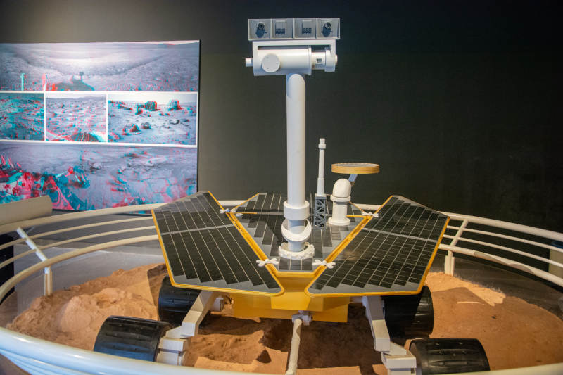 火星探测器模型图片