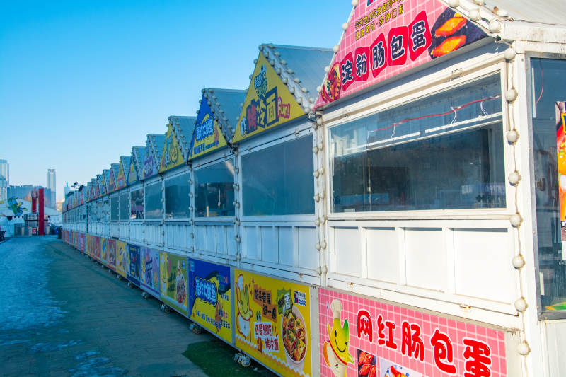 网红肠包蛋摊位图片
